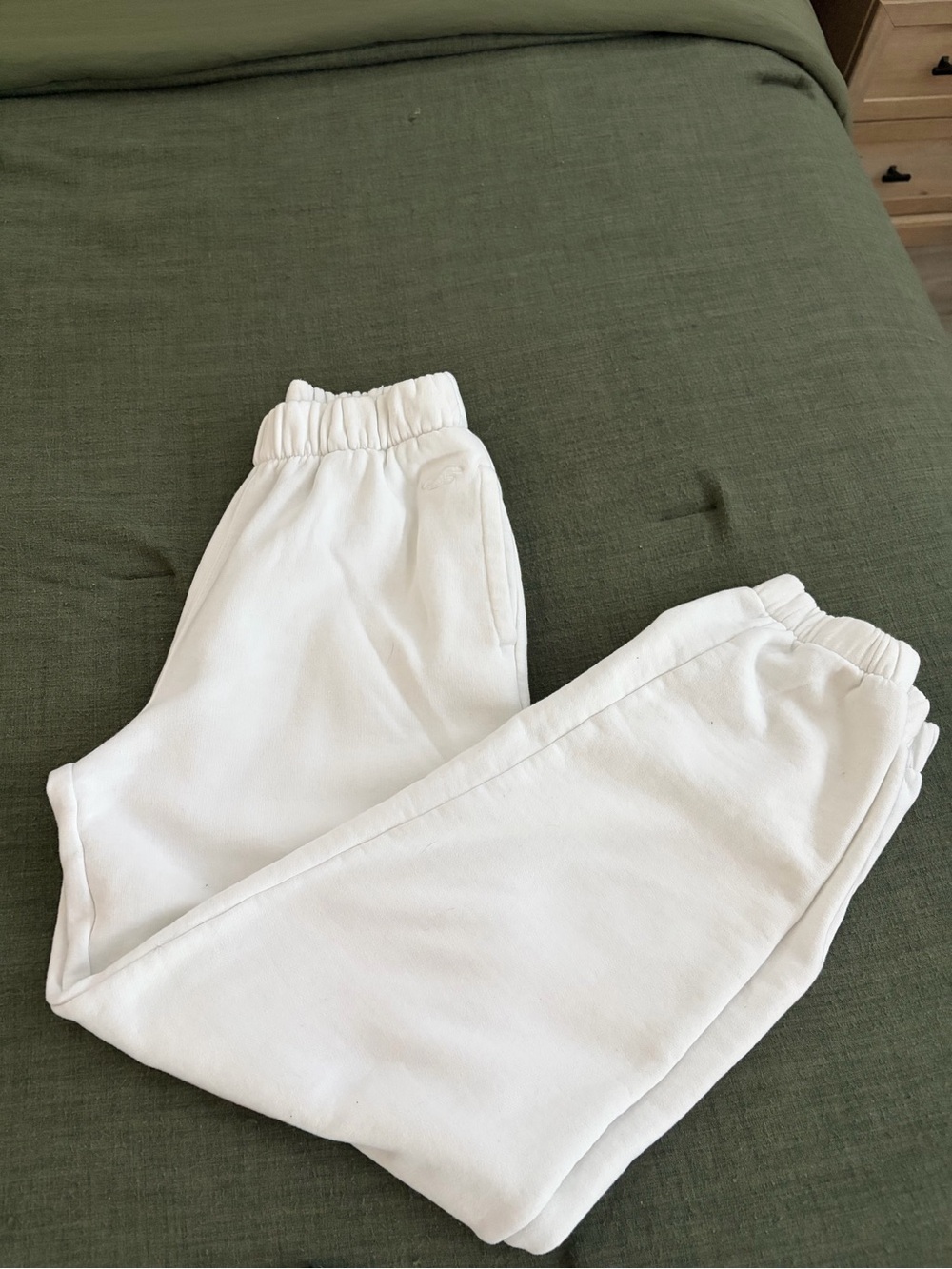 Hollister White Cozy Fleece Joggers
